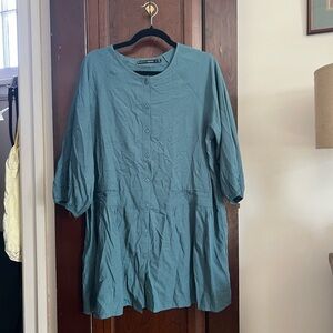 Gudrun Sjoden “Rut” woven artist’s blouse in rayon/linen in Verona Green, size M